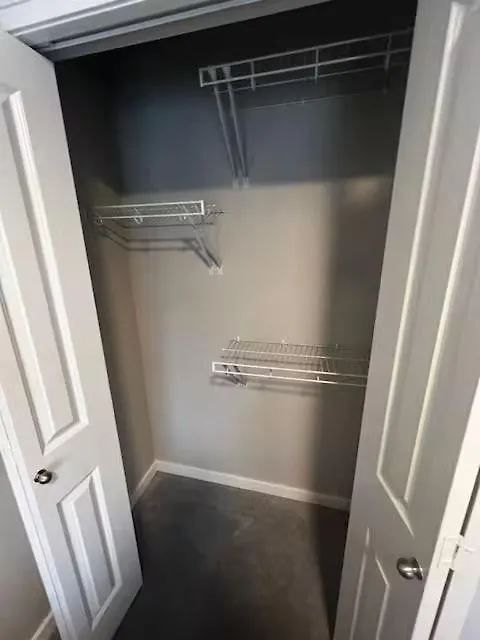 Alloggio in famiglia Brand New Bedroom With Private Bathroom In Keswick Edmonton Canada